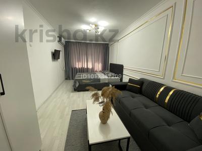 2-комнатная квартира · 52 м² · 5/5 этаж, ул. Мусы Баймуханова за 12 000 〒 в Атырау, мкр Авангард-2