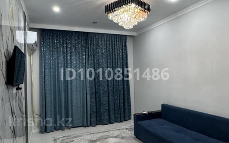 2-комнатная квартира · 58 м², мкр Акжайык, Толеметова 85 за 16 000 〒 в Шымкенте, Абайский р-н — фото 2