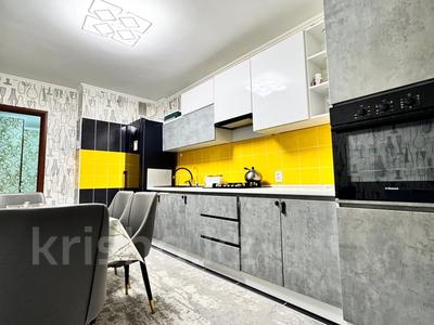 2-комнатная квартира · 70 м² · 7/9 этаж, мкр 12 за 21.5 млн 〒 в Актобе, мкр 12