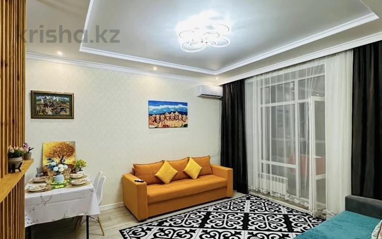 2-комнатная квартира · 45 м² · 6/12 этаж, мкр Уркер, Улы дала 33 — Кабанбай батыра за 350 000 ₸ в Астане, Нура р-н — фото 2