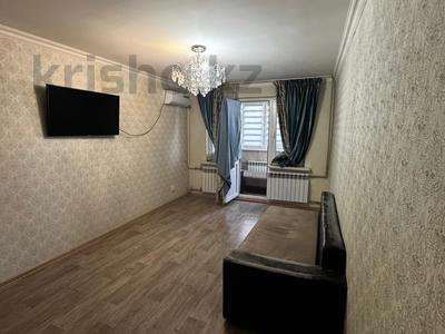 2-бөлмелі пәтер · 60 м² · 1/5 қабат, 17-шағынаудан 6, бағасы: 17.5 млн ₸ в Шымкенте, Аль-Фарабийский р-н