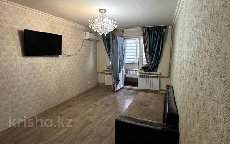 2-бөлмелі пәтер · 60 м² · 1/5 қабат, 17-шағынаудан 6, бағасы: 17.5 млн ₸ в Шымкенте, Аль-Фарабийский р-н — фото 2