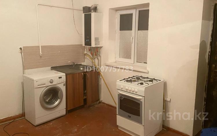 2-комнатная квартира · 24 м² · 1/2 этаж, мкр Самал-3 92 — Яасауи, аитпаи шеримкулова за 90 000 ₸ в Шымкенте, Абайский р-н — фото 2