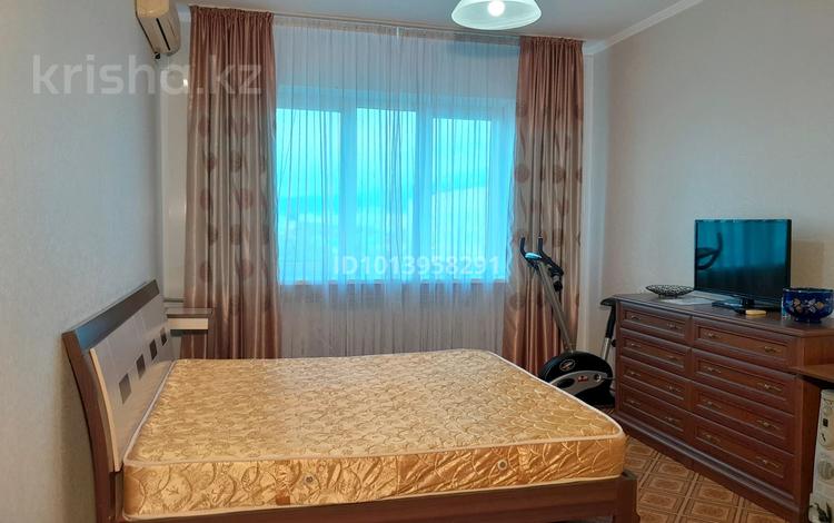 1-комнатная квартира · 40 м² · 9/9 этаж, Ауэзова 18 — Толе би за 250 000 ₸ в Алматы, Алмалинский р-н — фото 2