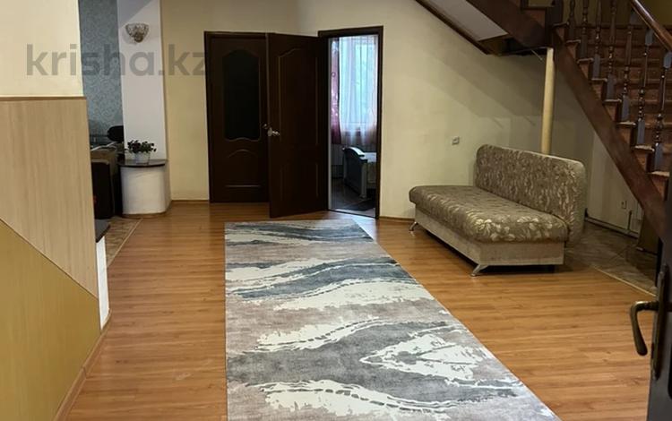 Жеке үй · 5 бөлме · 200 м², Есенберлина 6 — Возле Кокшабеля, бағасы: 120 000 ₸ в Бурабае — фото 2
