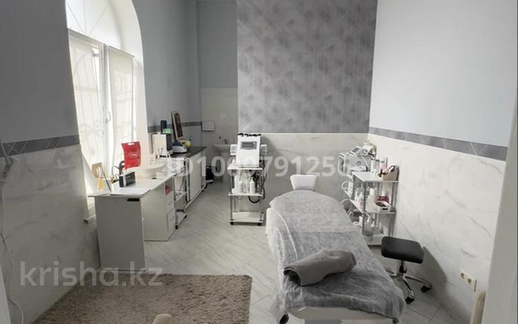 Сұлулық салондары · 80 м², бағасы: 250 000 ₸ в Астане, Нура р-н — фото 7