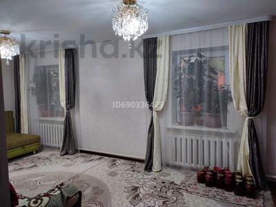 Отдельный дом • 4 комнаты • 116 м² • 2.3 сот., мкр Думан-2 39 за 50 млн 〒 в Алматы, Медеуский р-н