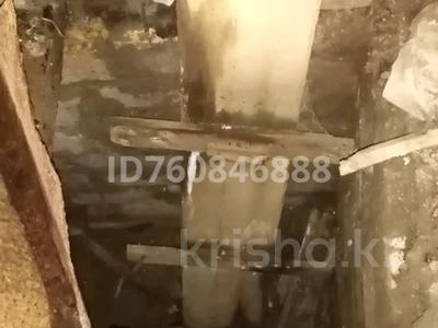 Гараж · 18 м² · Атамбаева — Возле строительного Мечта за 700 000 〒 в Атырау, мкр Химпоселок