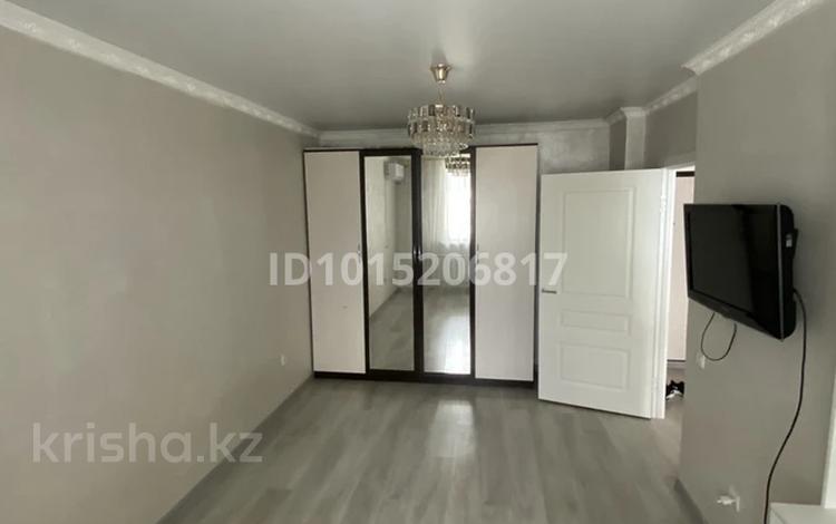 1-комнатная квартира · 50 м² · 9/9 этаж, мкр Шугыла, Райымбека 590/2 к2 — Жуалы за 215 000 ₸ в Алматы, Наурызбайский р-н — фото 2
