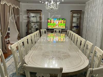 Отдельный дом · 7 комнат · 350 м² · 5 сот., Кунаева 124 — В центре города по главной трассе за 240 млн 〒 в Талгаре