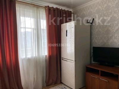 Продажа квартир в Карагандинской обл.: 1-комнатная квартира · 30.9 м² · 5/5 этаж, Майкудук, Майкудук, мкр Восток-2 11 за 10.5 млн 〒 1-комнатная квартира · 30.9 м² · 5/5 этаж, Майкудук, Майкудук, мкр Восток-2 11 за 10.5 млн 〒 в Караганде, Алихана Бокейханова р-н