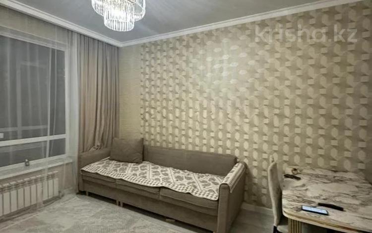 2-бөлмелі пәтер · 40 м² · 4/9 қабат, Орынбор 10\3, бағасы: 32.5 млн ₸ в Астане — фото 2