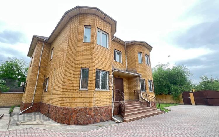 Отдельный дом · 7 комнат · 300 м² · 8 сот., Мамай батыра 47 за 170 млн 〒 в Семее — фото 44