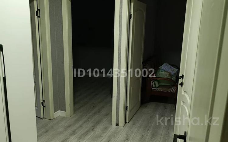 3-комнатная квартира · 57 м² · 2/4 этаж, Айбергенова 6 за 38 млн ₸ в Шымкенте — фото 2