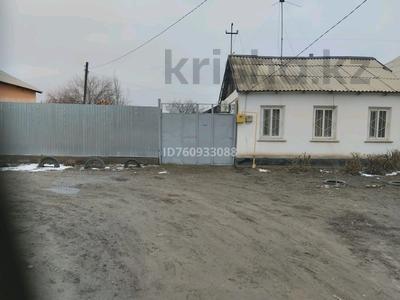 Отдельный дом · 4 комнаты · 80 м² · 7.6 сот., Абая 154 — Колледж за 7.5 млн 〒 в Туркестане