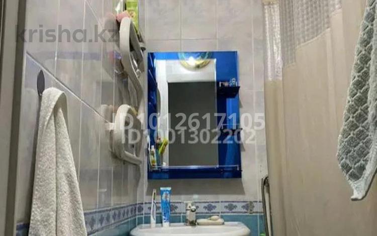2-бөлмелі пәтер · 47 м² · 3/5 қабат, Есенберлина 45 — Дом одежды, бағасы: 13.5 млн ₸ в Жезказгане — фото 9