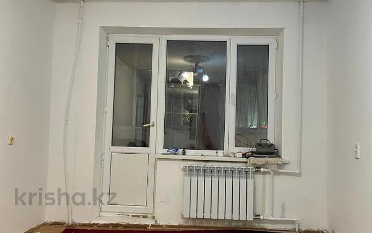 1-комнатная квартира, 40 м², 1/9 этаж помесячно, мкр 12 42