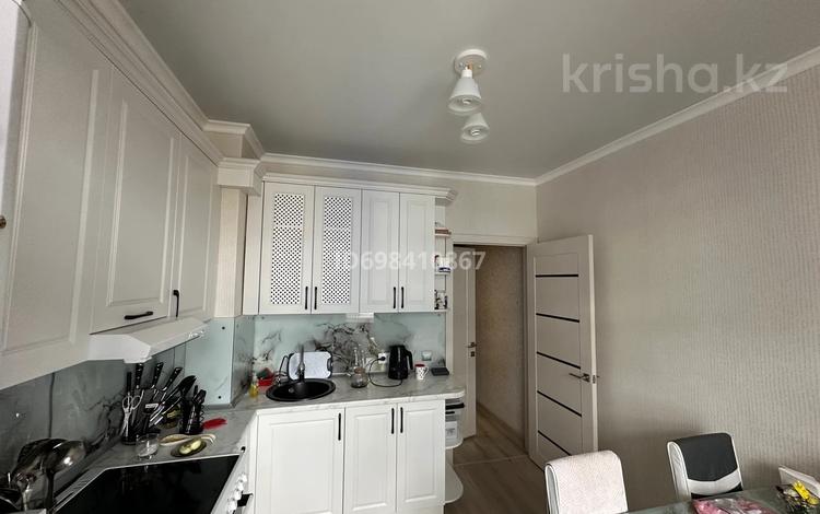 2-комнатная квартира · 62.7 м² · 6/10 этаж, Есенберлина 13/8 за 33 млн ₸ в Усть-Каменогорске — фото 2