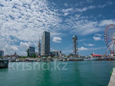 1-комнатная квартира · 38.5 м² · 18 этаж, улица Ниношвили 2 за ~ 50.7 млн 〒 в Батуми