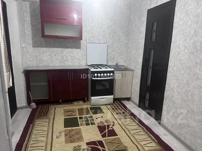 1-комнатная квартира · 35 м², мкр Астана, Фосфоритная 9999 — Пересечение проспекта Толе Би и Аль-Фара Би за 90 000 ₸ в Таразе