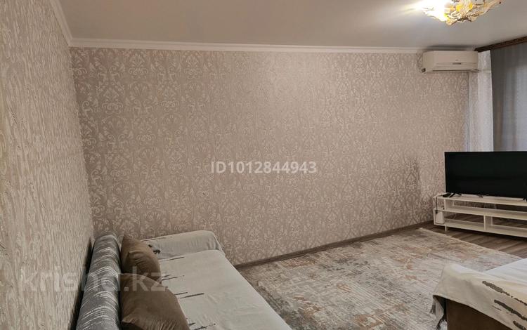 2-комнатная квартира · 46 м² · 4/5 этаж, 3 микрайон 21 — Центре за 20 000 ₸ в Конаеве — фото 2