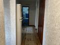 2-комнатная квартира, 80 м², 3/5 этаж помесячно, мкр Аксай-2 9 а за 250 000 〒 в Алматы, Ауэзовский р-н — фото 3