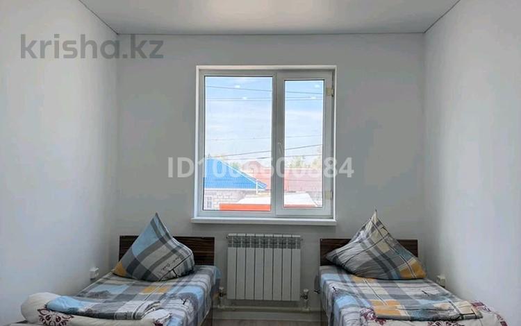 12 бөлме · 250 м² · 2/2 қабат, Гастелло 4, бағасы: 3 000 ₸ в Актобе, мкр Гормолзавод — фото 2