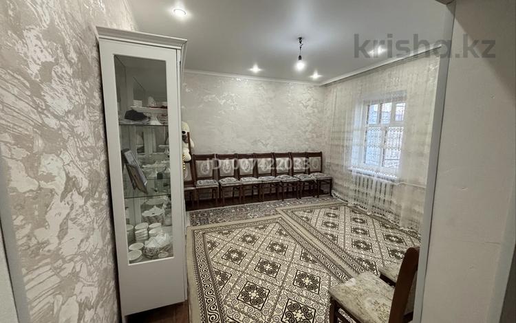 Отдельный дом · 6 комнат · 100 м² · 7 сот., Сабита Муканова 30 за 20 млн 〒 в Таразе — фото 2