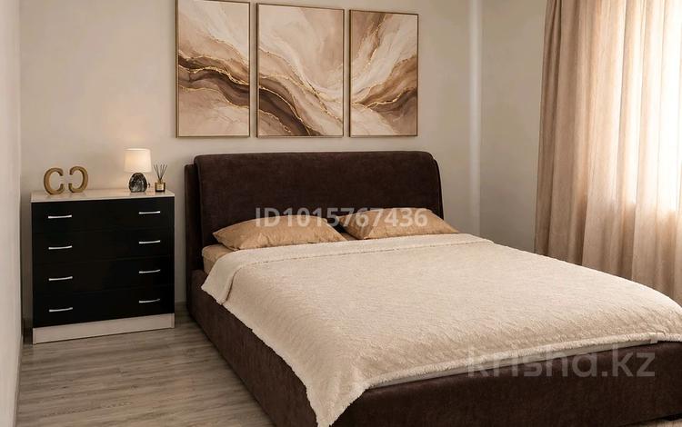2-комнатная квартира · 88 м² · 14/17 этаж, Жандосова 150 — Щепкина за 380 000 ₸ в Алматы, Ауэзовский р-н — фото 2
