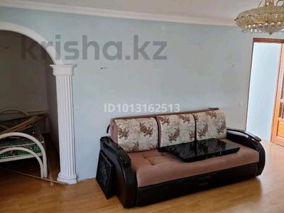 3-бөлмелі пәтер · 69 м² · 2/4 қабат, мкр Центральный, проспект Азаттык 67 — по аллее Курмангазы рядом ТЦ Агила, бағасы: 20 млн ₸ в Атырау