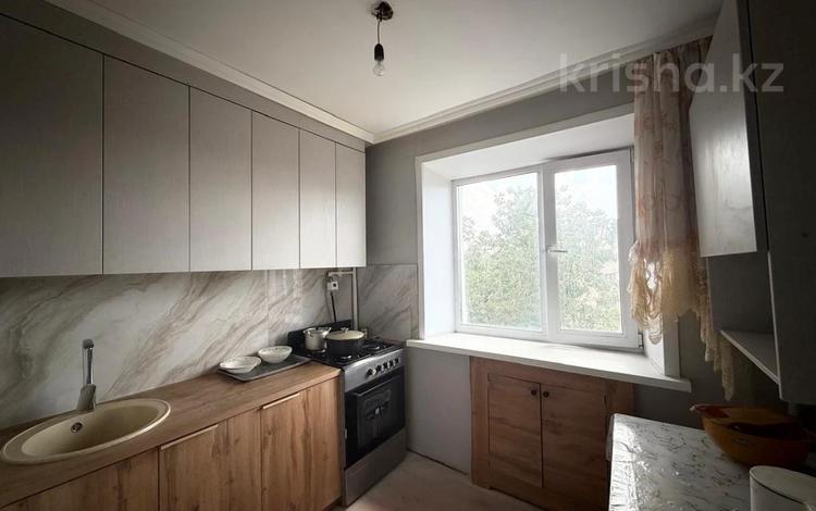2-бөлмелі пәтер · 51.5 м² · 4/5 қабат, Юго-Восток ш/а., Язева — КарГУ, бағасы: 15.2 млн ₸ в Караганде, Казыбек би р-н — фото 2
