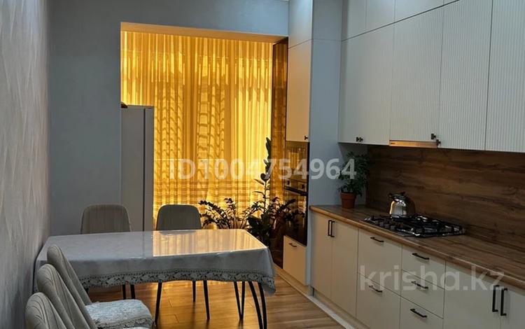 3-бөлмелі пәтер · 112 м² · 3/7 қабат, 20-ш/а., Мкрн 20 5, бағасы: 55 млн ₸ в Актау, 20-й мкр — фото 2