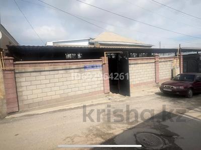 Отдельный дом · 9 комнат · 300 м² · 6.6 сот., Мкр.Туркестан, ул.Макатаева 3 за 60 млн 〒 в Шымкенте, Туран р-н