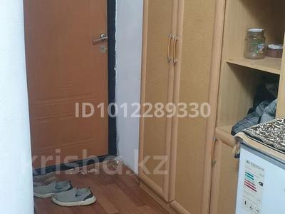 3-комнатная квартира · 48.7 м² · 1/2 этаж, мкр 41-й разъезд, Мкр 41-й разъезд 14 — Переулок Дружбы за 13.5 млн 〒 в Актобе