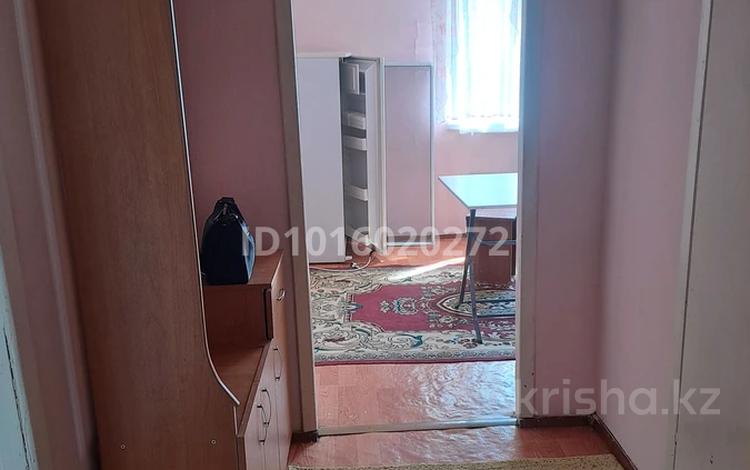 1-комнатная квартира · 40 м² · 4/6 этаж, мкр Кокжиек — Кокжиек 6 за 150 000 ₸ в Алматы, Жетысуский р-н — фото 2