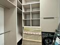 2-комнатная квартира · 90 м² · 8/9 этаж, мкр Тараз, Рыскулова 33/2 за 500 000 ₸ в Шымкенте, Аль-Фарабийский р-н — фото 9