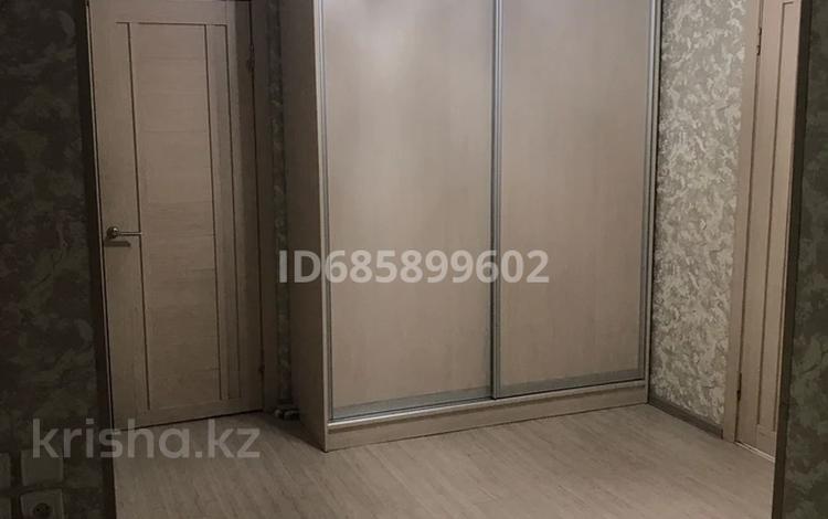 3-комнатная квартира · 60 м² · 3/5 этаж, Момышулы 25 25 — Халык банк по момышулы за 30 млн 〒 в Шымкенте, Абайский р-н — фото 2