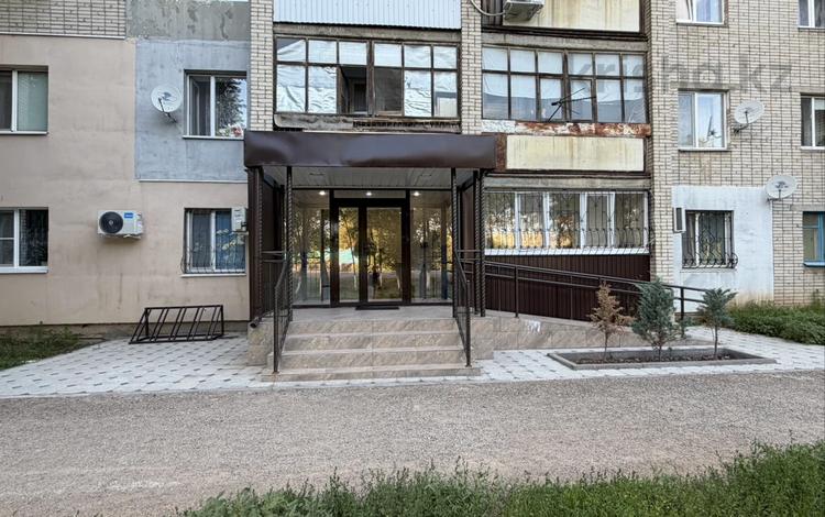 Офисы, склады, салоны красоты, медцентры и аптеки, образование · 76 м² за 45 млн ₸ в Уральске, мкр. Зачаганск пгт — фото 2