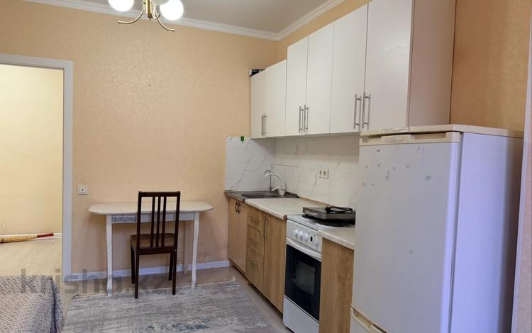 1-комнатная квартира · 35 м² · 3/9 этаж, Аманжол Болекпаев 19 за 180 000 ₸ в Астане, Алматы р-н — фото 12