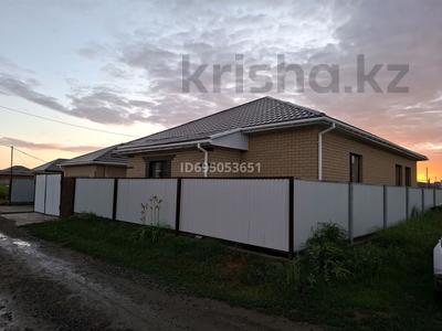 Отдельный дом · 3 комнаты · 120 м² · 8 сот., мкр. Алтын орда 64 — Батыс 2 за 45 млн ₸ в Актобе