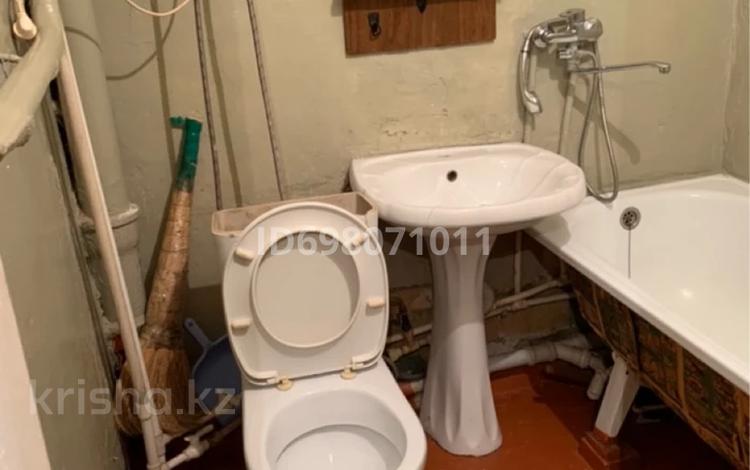 1-бөлмелі пәтер · 34 м² · 4/5 қабат, мкр Михайловка , Прогресса, 29 — Коцебинского, автобус 7, и Конечная остановка автобуса 01, бағасы: 15 млн ₸ в Караганде, Казыбек би р-н — фото 2