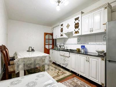 3-комнатная квартира, 105 м², 2/5 этаж, Самал 14 за 25 млн 〒 в Талдыкоргане, мкр Самал