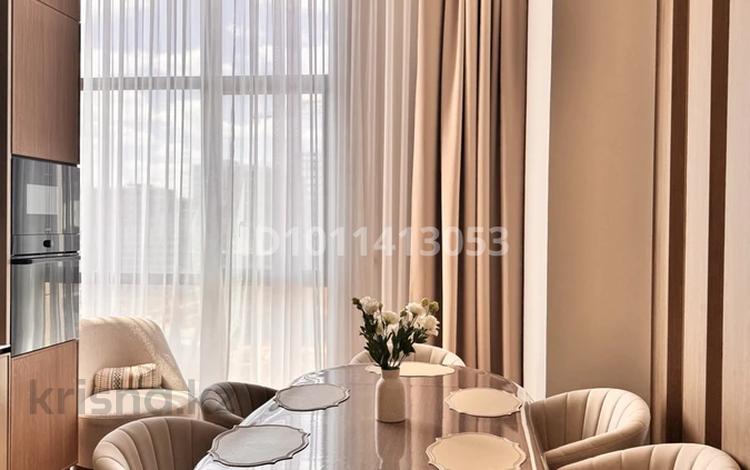 3-комнатная квартира · 160 м² · 7/7 этаж, Аманжолова 22 за 150 млн ₸ в Астане — фото 7