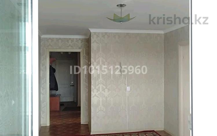 3-комнатная квартира · 52 м² · 5/5 этаж, Майкудук, Майкудук, 13й микрорайон 20 за 120 000 ₸ в Караганде, Алихана Бокейханова р-н — фото 2
