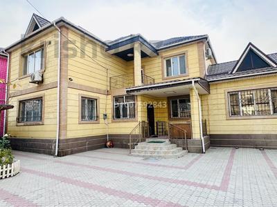 Отдельный дом · 6 комнат · 240 м² · 4 сот., мкр Самал-3, Дулатова — Рыскулова /Дулатова за 98 млн 〒 в Шымкенте, Абайский р-н
