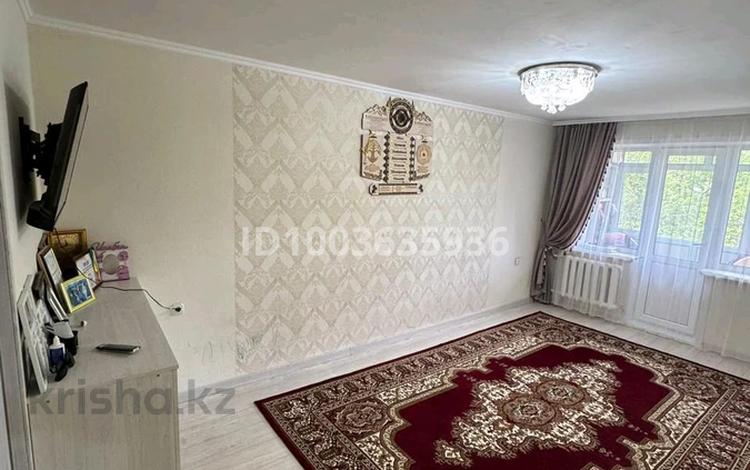 2-комнатная квартира · 50 м² · 3/5 этаж, Мира 90 — Рынок Торговый дом Акбарс за 12.5 млн 〒 в Темиртау — фото 2