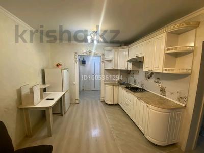 2-бөлмелі пәтер · 42 м² · 7/10 қабат, мкр Аксай-5, Мкр Аксай, Б. Момышулы, бағасы: 270 000 ₸ в Алматы, Ауэзовский р-н