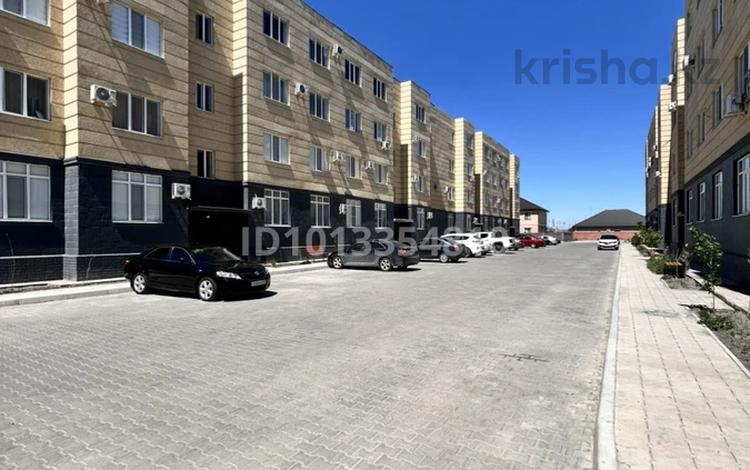 2-комнатная квартира · 68 м² · 2/4 этаж, мкр Сарыкамыс-2, Жарык за 17 млн ₸ в Атырау — фото 2