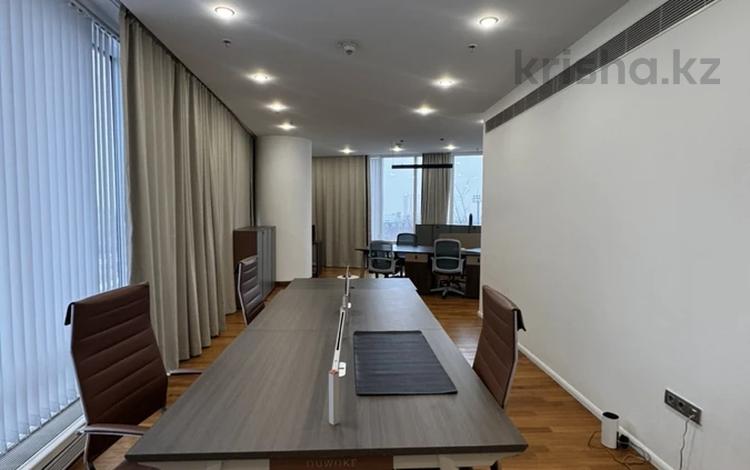 4-бөлмелі пәтер · 181.8 м² · 4/22 қабат, Аль-Фараби 77/1, бағасы: 420 млн ₸ в Алматы, Бостандыкский р-н — фото 2