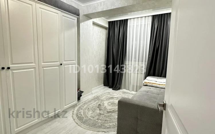 2 бөлме · 50 м² · 4/6 қабат, Жунисова 2/13 к1-27, 2/13 к28-33м, 2/13 к28-30Б, бағасы: 100 000 ₸ в Алматы, Наурызбайский р-н — фото 2